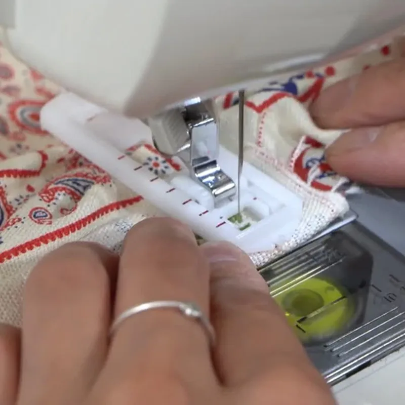 Tombol Penekan Lubang Kaki Tom - Sewing Jahit 리뷰 및 가격