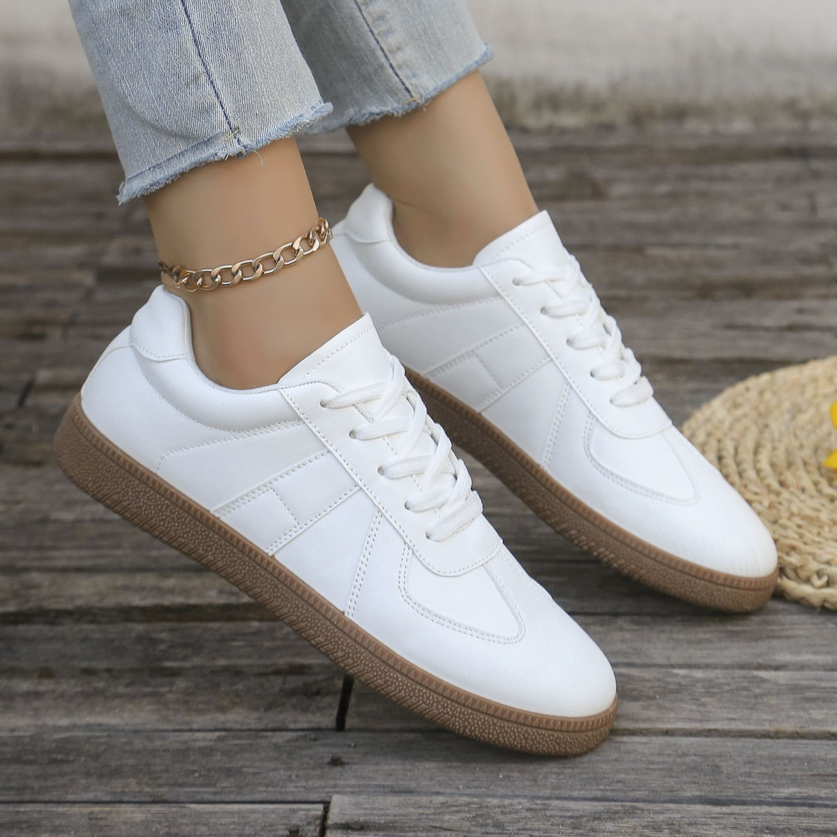 Ladies' casual white sports sh - Sewing Cotton 리뷰 및 가격