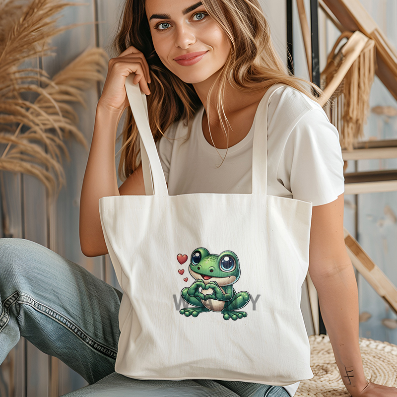 A cute cartoon frog Iron on Tr - Iron On Patch 리뷰 및 가격